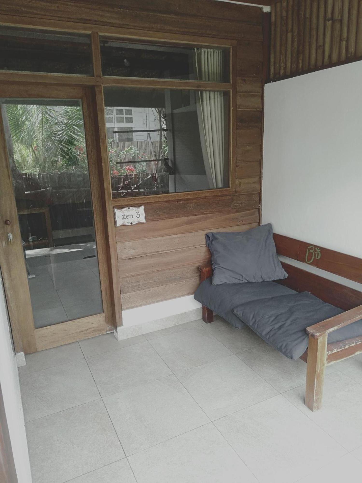 H2O Peaceful Yoga Resort Gili Air Exterior photo