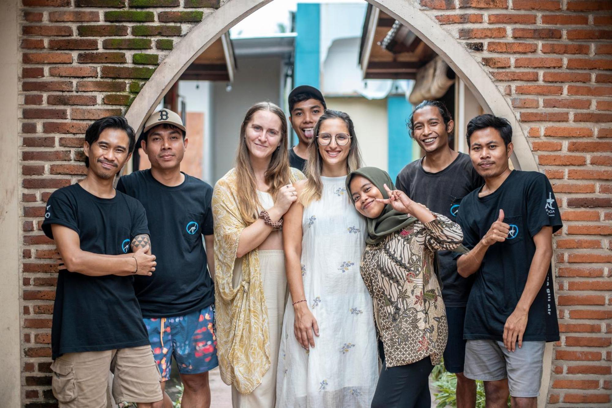 H2O Peaceful Yoga Resort Gili Air Exterior photo