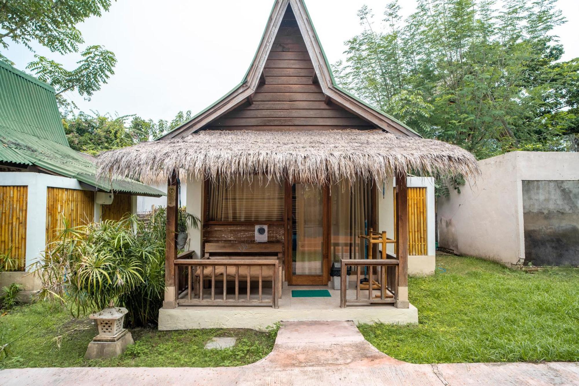 H2O Peaceful Yoga Resort Gili Air Exterior photo